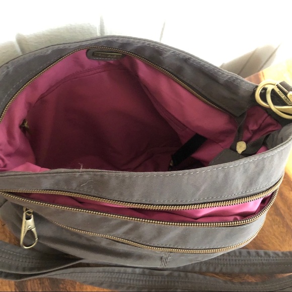 Travelon Anti-theft Signature Crossbody Purse - Picture 4 of 5